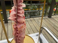 -茅草房·河畔园林火锅