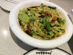 手撕包菜-国人川菜(李家村建东街店)
