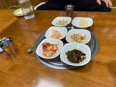 -亲昵春川鸡排(韩国美食街店)