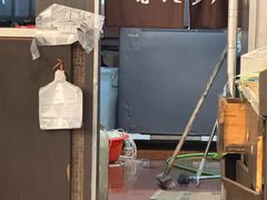 -丽虹云南过桥米线(兴工街店)