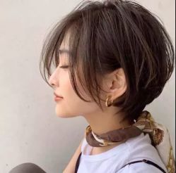 -摩登时代美发沙龙