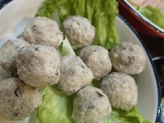 -虾弄弄海派小龙虾·牛羊蝎子火锅