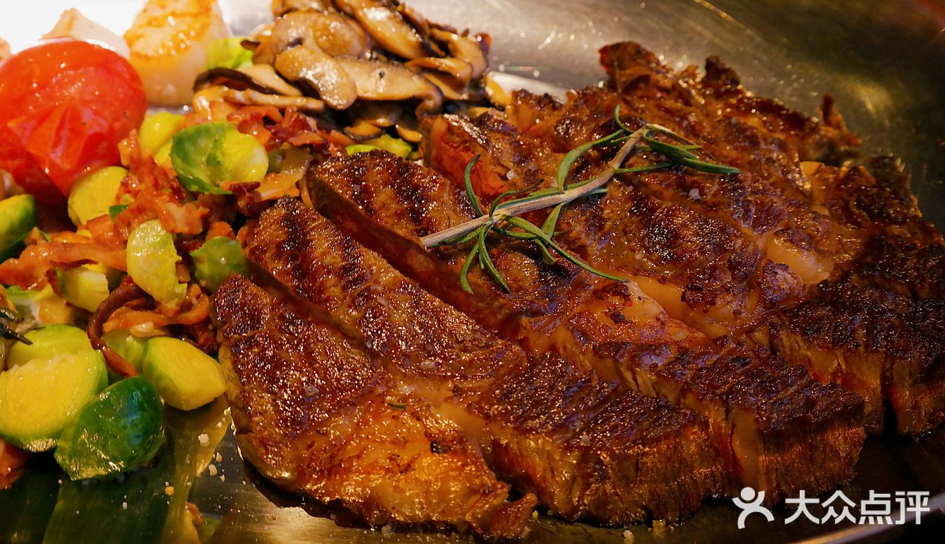牛排海鲜成就豪华圣诞大餐 一起来吃肉