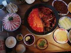 -萍姐火锅·公路夜市(武汉首店)