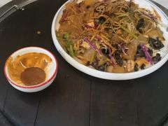 -人民公社铁锅炖·东北菜(卫国道店)