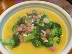 上汤西兰花-尚岛私房菜(西方巷店)