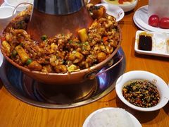招牌蛙锅-老佛爷铜炉蛙锅(海岸城店)