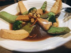 -花溪雨·森林餐厅(石基店)