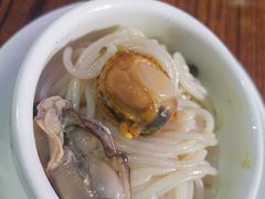 -蚝堡海鲜·威海菜·海肠捞饭·烧烤·亚洲吃蚝公司(幸福门店)