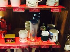 -星巴克臻选(周浦万达店)