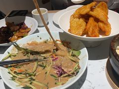 -关东小磨东北菜(漕河泾印象城店)