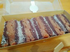 紫薯红豆切糕-米阿糯糕团•酒酿•甜品(莫愁店)