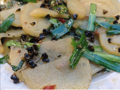 韭菜花炒洋芋-缘生态云南菜·野生菌庭院餐厅(华侨城店)