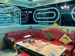 -路边边.炒菜烧烤.音乐餐厅(良乡长虹店)