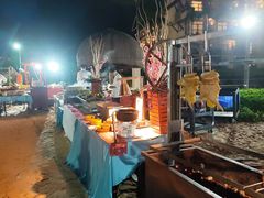 -亚龙湾希尔顿自助餐厅·海鲜·烧烤·沙滩BBQ·现场乐队