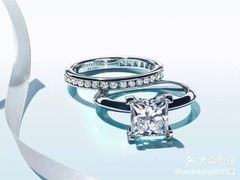 -Tiffany & Co.蒂芙尼
(广州太古汇店)