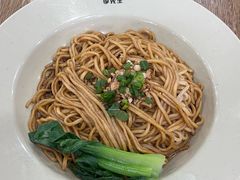 -李先生牛肉面大王(北京站售票厅餐厅)