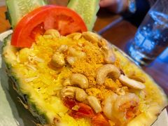 菠萝海鲜炒饭-mango tree芒果树泰国餐厅(青岛万象城店)