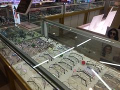 -新镜界眼镜(乐坊大华生活广场店)