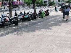 -解放路步行街                