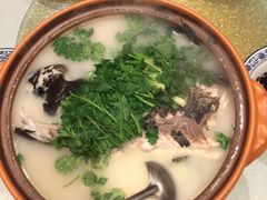 -千岛湖鱼味馆(十字街总店)