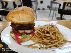 -HELLO 27 意面·沙拉·帕尼尼