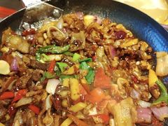 -富正毅三下锅·湘西韵味(天门山索道店)
