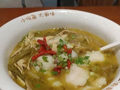 -渝是乎酸菜鱼(龙旗购物中心店)