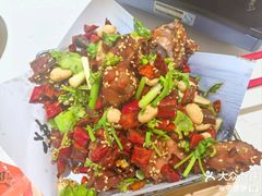 -小董哥烤串·爆汁大油边(故宫店)