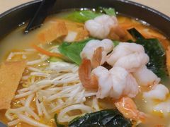 -灵芝妹子海鲜米线(劳动公园店)