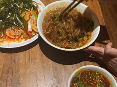 -万记麻辣烫国展总店
