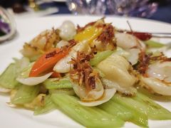 xo酱西芹炒鲍鱼片-新加坡泰国村酒楼(五角场店)
