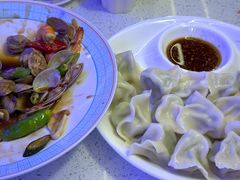 -巧克力渔家.小船海鲜胶东菜(万平口店)