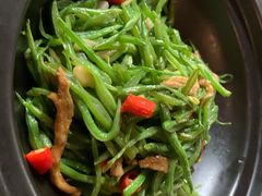 砂锅扁豆丝-辣婆婆(航天桥店)