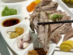-清真·卡德尔大叔新疆主题餐厅(龙汇路店)
