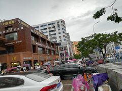 -解放路步行街                