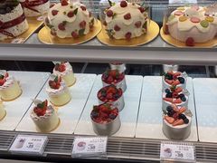 -花花卷卷·鲜食蛋糕(静安久光百货店)