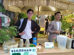-老乡鸡(上海白玉兰广场店)