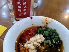 -岳记兴隆·青城腊排铜火锅(融创店)