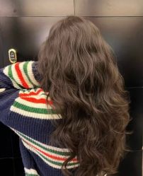 -镁连社·美联社