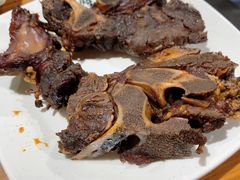 牛歇骨-牛小隆牛肉面馆(四牌楼店)
