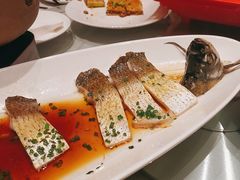 -艳阳天·非遗楚菜(武汉客厅店)