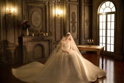 -雪中彩影婚纱摄影·微光艺术中心