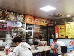 -华威达牛庄(黄埔大道西店)