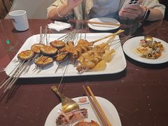 -三个大叔烤羊肉串·歌手驻唱·碳烤鲜肉(西三旗店)