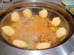 铁锅炖溜达鸡排骨-门家大院铁锅炖·KTV·包房(浑南店)