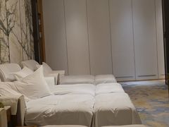 -傲泓度假酒店(河西奥体店)