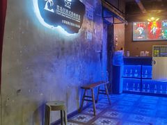 -荒岛实景沉浸密室(江汉路1店)