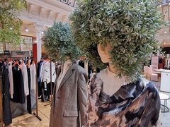 -乐蓬马歇百货公司(Rive Gauche)