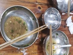 -老味道遵义虾子羊肉粉(兴关路店)